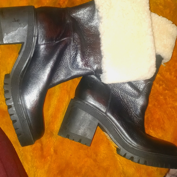 Marc Fisher "willoe" lugsole bootie - Picture 3 of 3